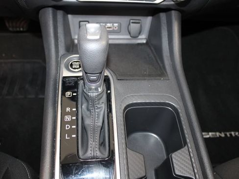 Used 2025 Nissan Sentra SV FWD image 39