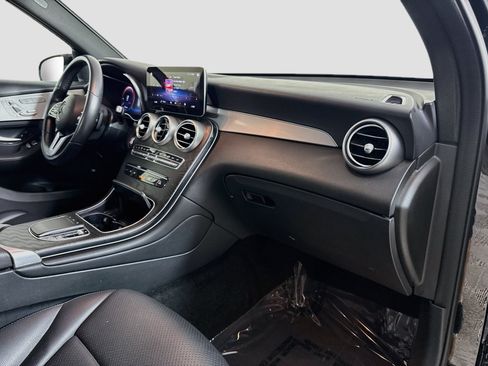Used 2022 Mercedes-Benz GLC 300 4MATIC image 30