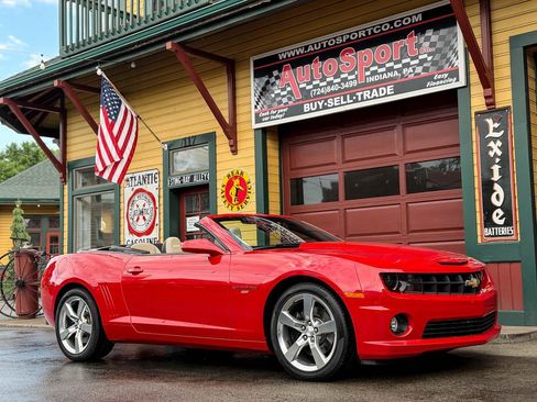 Used 2011 Chevrolet Camaro SS w/ RS Package RWD image 9