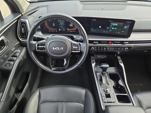 Used 2024 Kia Sorento S AWD/4WD image 14