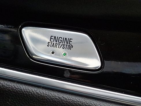 Certified 2024 Buick Enclave Avenir w/ Avenir Technology Package image 26