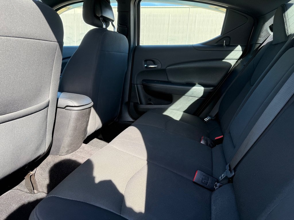 Used 2011 Dodge Avenger Mainstreet FWD image 10