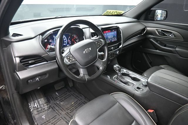 Used 2023 Chevrolet Traverse Premier w/ Redline Edition AWD/4WD image 17