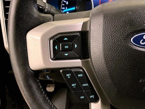 Certified 2020 Ford F250 Lariat w/ Lariat Ultimate Package image 17