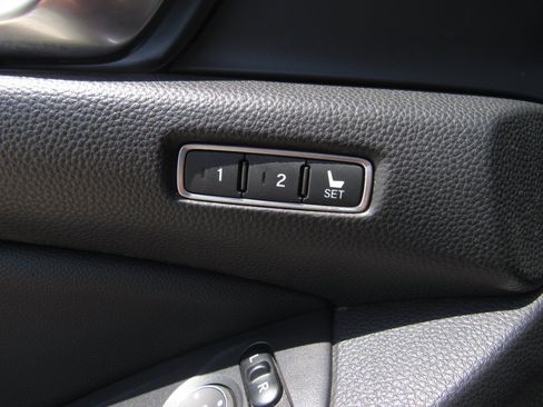 Used 2021 Honda Accord Touring image 23