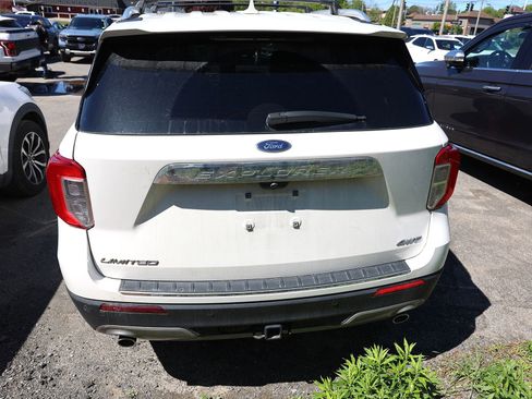 Used 2023 Ford Explorer Limited w/ Limited Technology Package AWD/4WD image 5
