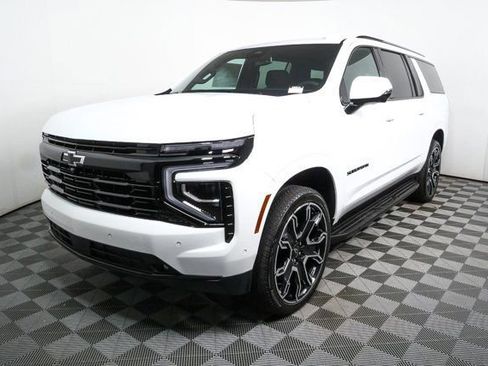 New 2026 Chevrolet Suburban RST image 28