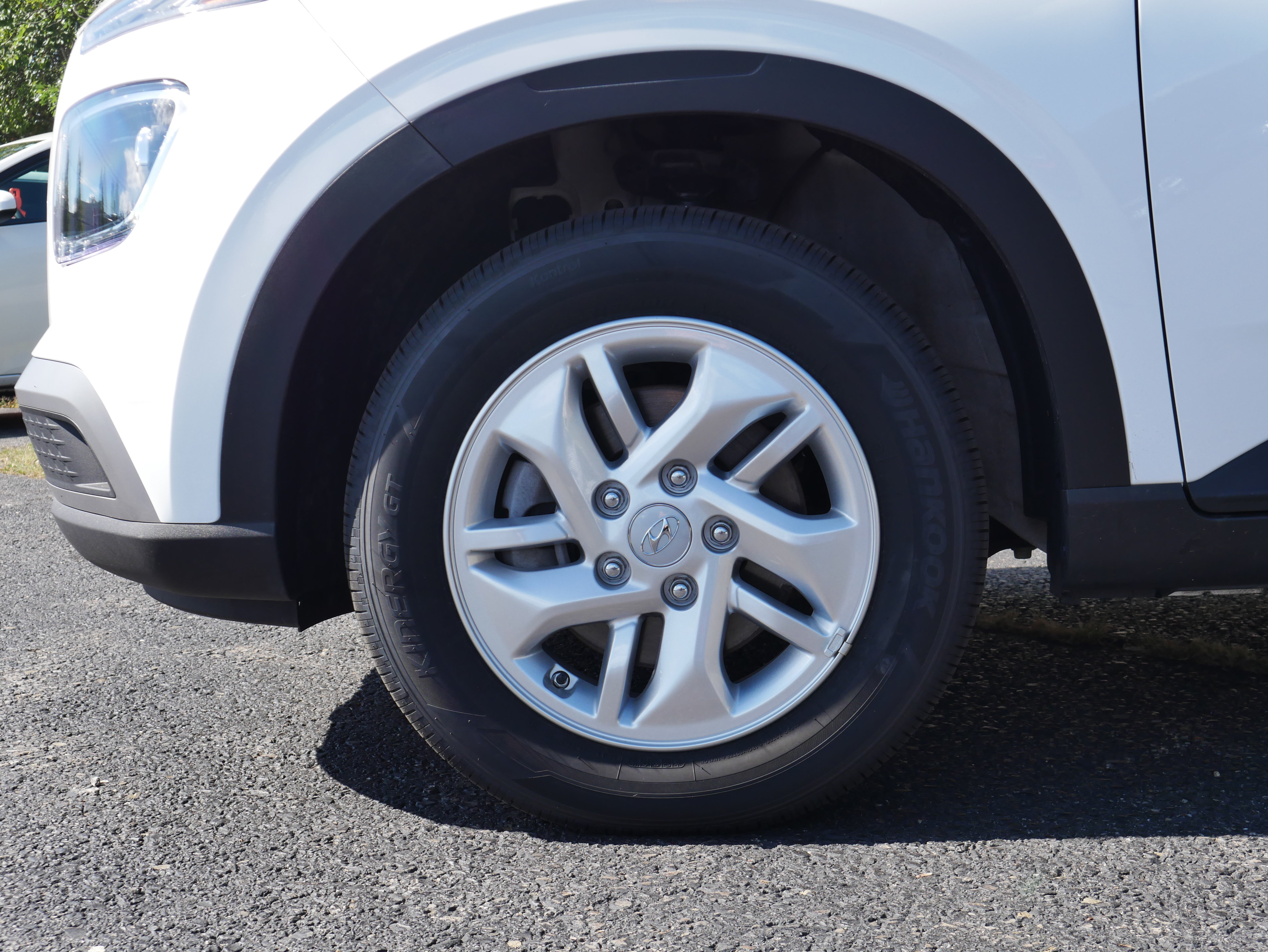 Used 2026 Hyundai Venue SE FWD image 11