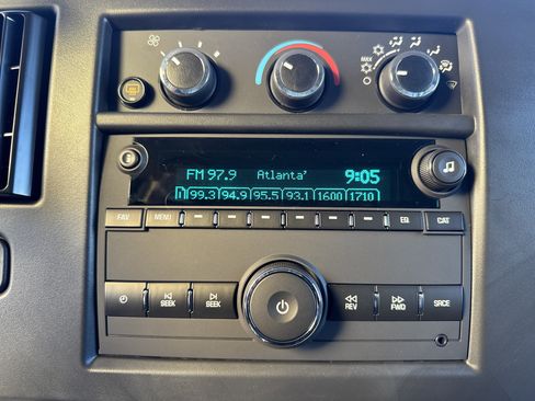 New 2025 GMC Savana 2500 w/ Driver Convenience Package image 22