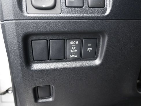 Used 2023 Toyota 4Runner SR5 AWD/4WD image 22