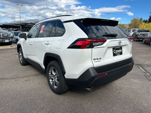 Used 2025 Toyota RAV4 XLE image 6