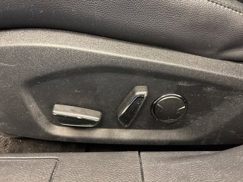 Used 2020 Ford Fusion SEL image 26