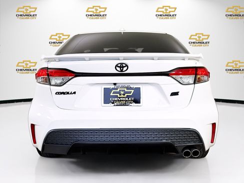 Used 2022 Toyota Corolla SE w/ Carpet Mat Package (TMS) FWD image 6