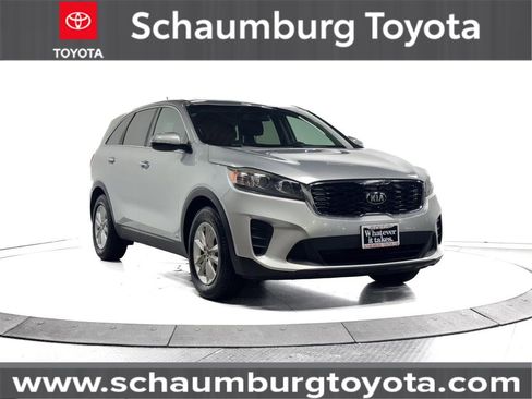 Used 2019 Kia Sorento LX image 1