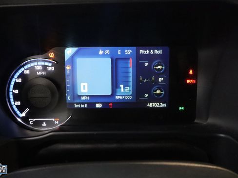 Used 2022 Ford Bronco Black Diamond image 15