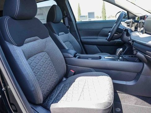 New 2026 Nissan Kicks SV image 17