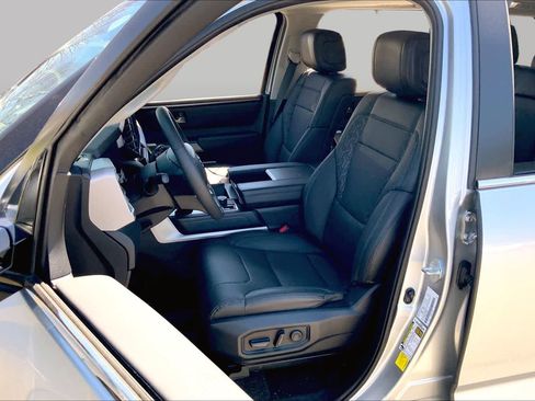 Used 2024 Toyota Sequoia SR5 w/ SR5 Premium Package AWD/4WD image 8