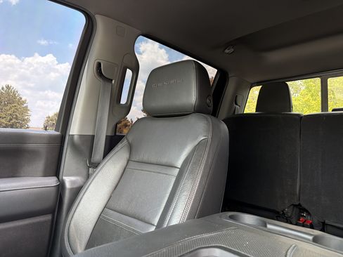 Used 2020 GMC Sierra 3500 Denali w/ Denali Ultimate Package AWD/4WD image 20