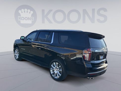 Used 2024 Chevrolet Suburban High Country image 4