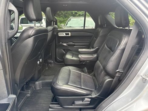 Used 2020 Ford Explorer Limited w/ Class III Trailer Tow Package AWD/4WD image 15