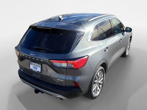 Used 2022 Ford Escape Titanium w/ Class II Trailer Tow Package image 23