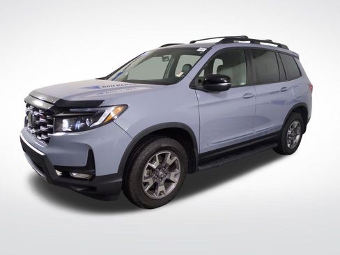 Certified 2023 Honda Passport TrailSport image 1