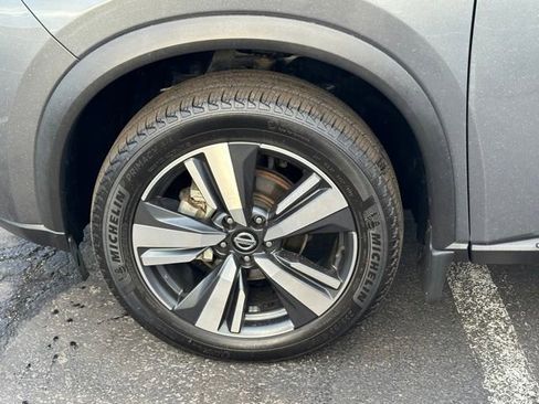 Certified 2021 Nissan Rogue SL w/ Premium Package image 10