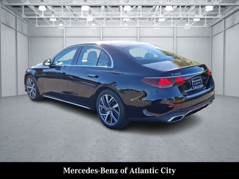 New 2026 Mercedes-Benz E 350 4MATIC Sedan image 3