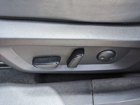 Used 2024 Mitsubishi Outlander SE AWD/4WD image 20