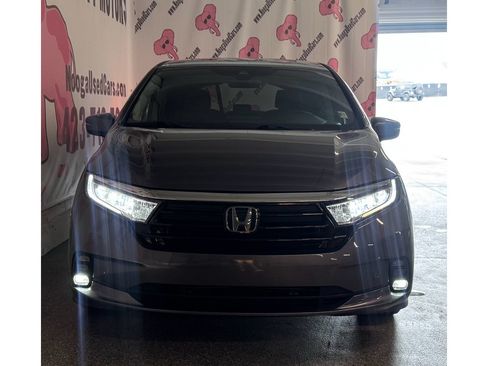 Used 2023 Honda Odyssey Touring image 5