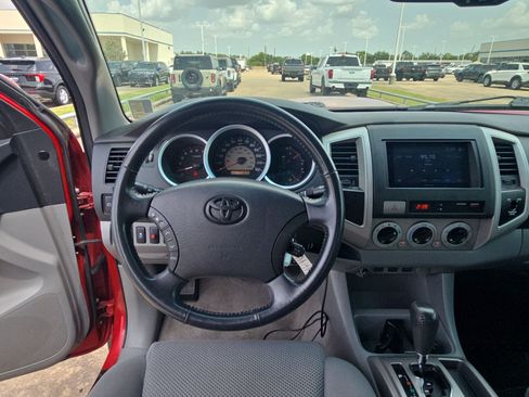 Used 2009 Toyota Tacoma PreRunner RWD image 22