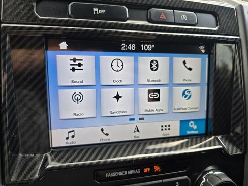 Used 2019 Ford F150 XLT w/ Equipment Group 302A Luxury AWD/4WD image 21