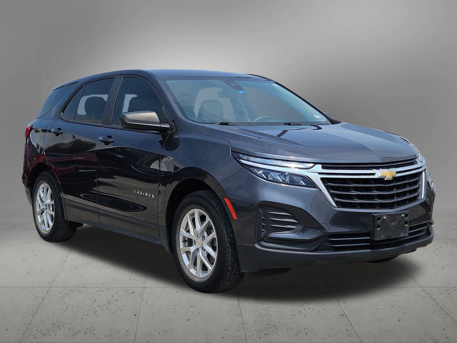 Used 2022 Chevrolet Equinox LS w/ LS Convenience Package FWD image 5