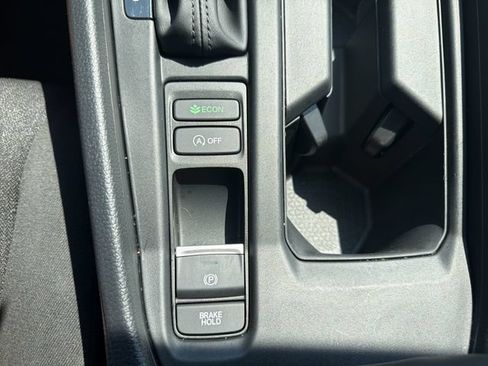 Used 2025 Honda Accord LX image 33