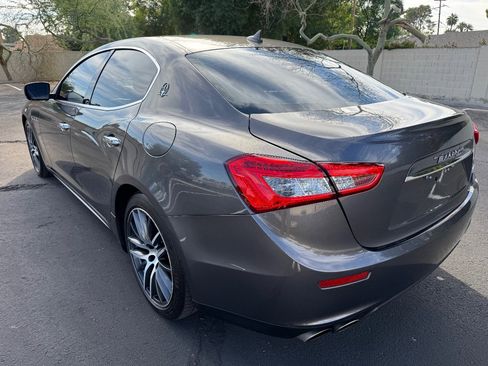 Used 2015 Maserati Ghibli image 9