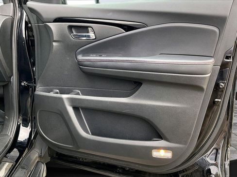 Used 2020 Honda Ridgeline Black Edition image 24