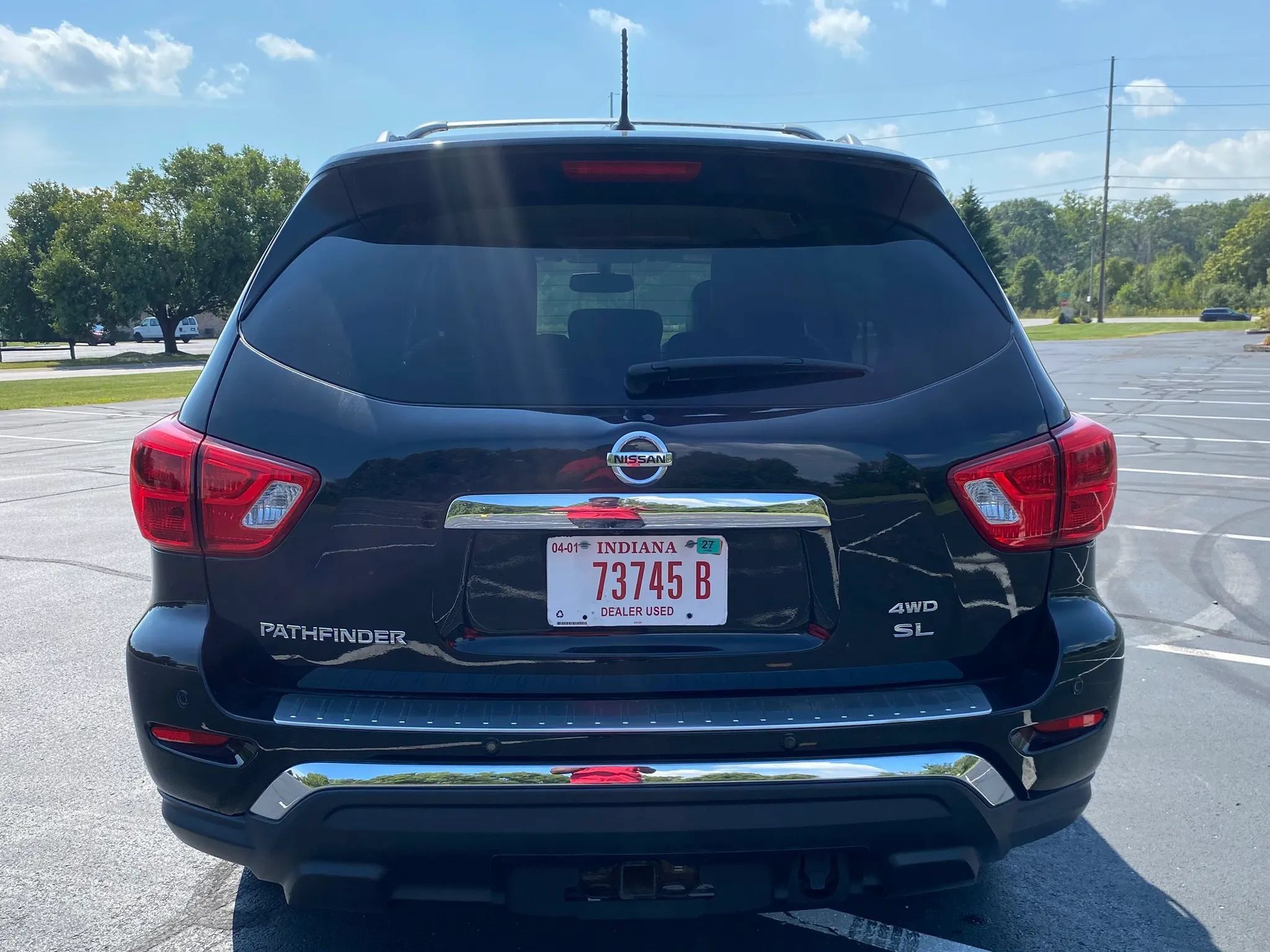 Used 2017 Nissan Pathfinder SL w/ SL Tech Package AWD/4WD image 5