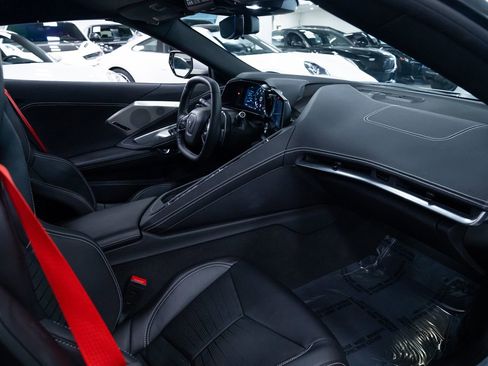 Used 2021 Chevrolet Corvette Stingray Preferred Conv w/ Z51 Performance Package RWD image 20