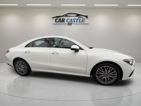 Used 2025 Mercedes-Benz CLA 250 4MATIC image 4