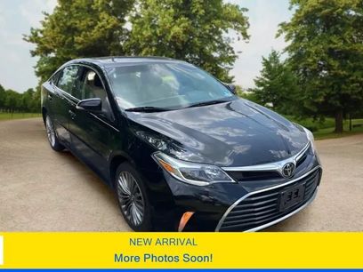Used 2016 Toyota Avalon Limited w/ Toyota Safety Sense Package