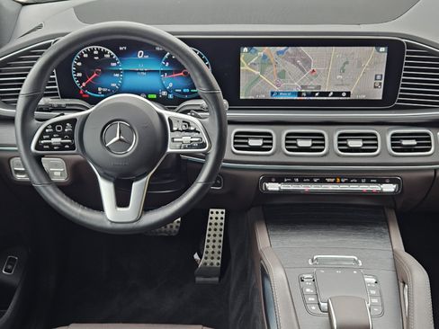 Used 2022 Mercedes-Benz GLS 450 4MATIC image 23