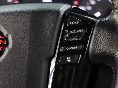 Used 2022 Nissan Frontier PRO-4X w/ Technology Package image 14