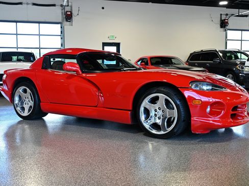 Used 2001 Dodge Viper RT/10 RWD image 3
