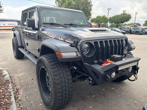 Used 2021 Jeep Gladiator Mojave w/ LED Lighting Group AWD/4WD image 9