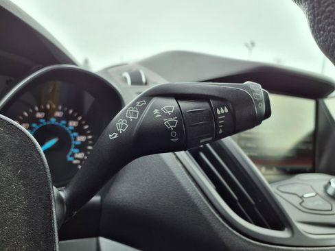 Used 2015 Ford Escape SE w/ Equipment Group 201A image 22