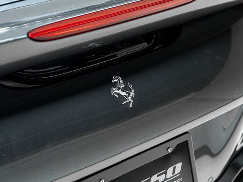 Used 2022 Ferrari F8 Tributo RWD image 38