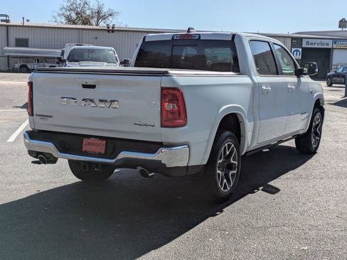 New 2026 RAM 1500 Laramie AWD/4WD image 3