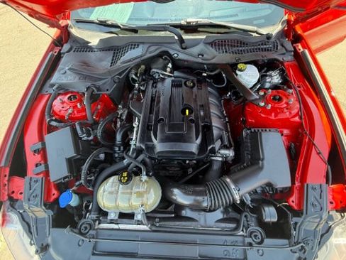 Used 2020 Ford Mustang Premium RWD image 10