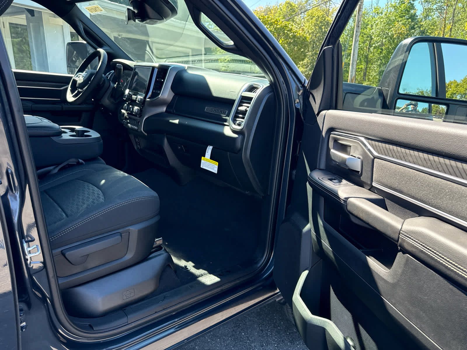 New 2027 RAM 3500 Big Horn AWD/4WD image 12