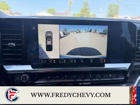 Used 2023 Chevrolet Silverado 1500 LTZ w/ LTZ Convenience Package II AWD/4WD image 40